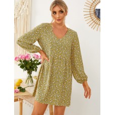 Ditsy Floral V  Neck Ruched Regular Fit Long Sleeve Dress